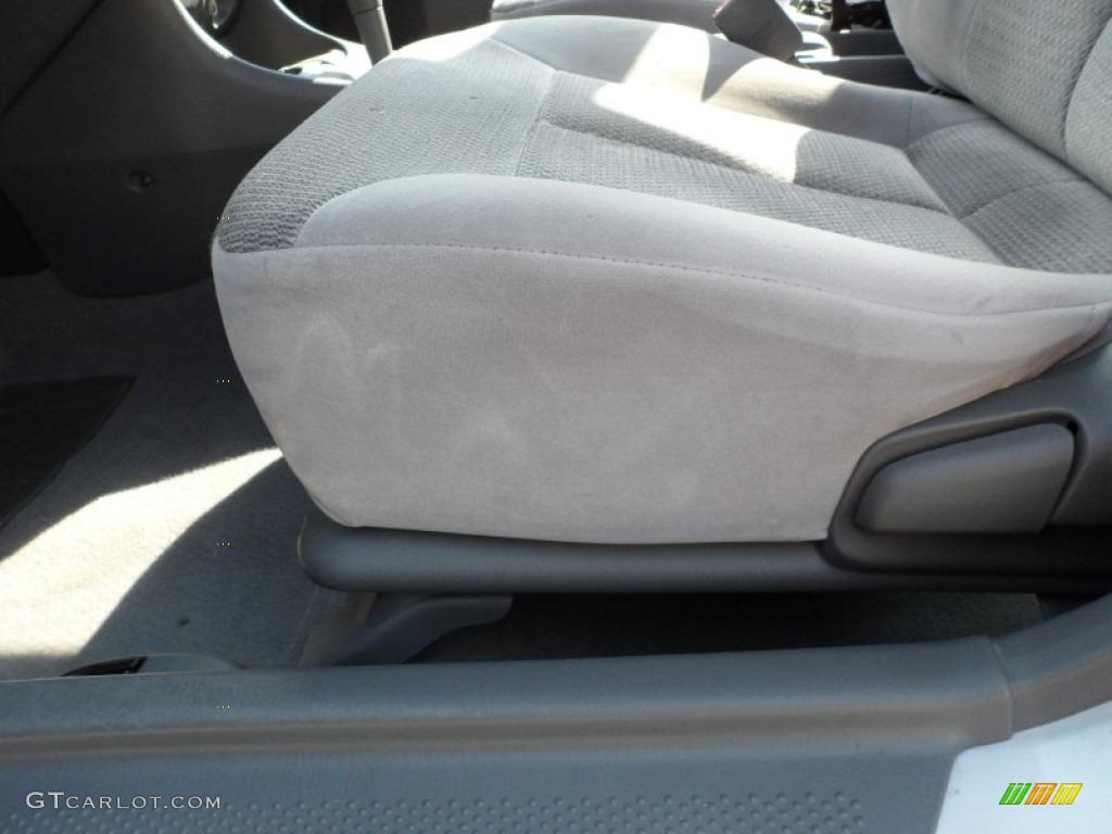 2000 Protege DX - Highlight Silver Metallic / Gray photo #36