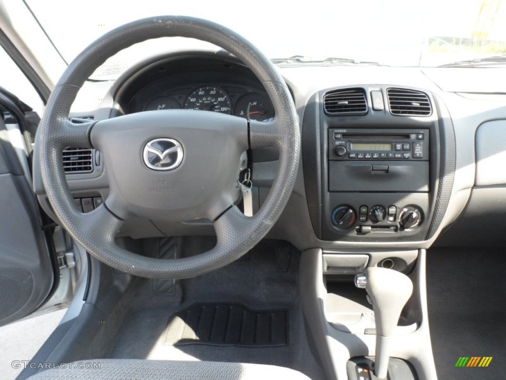 2000 Protege DX - Highlight Silver Metallic / Gray photo #38