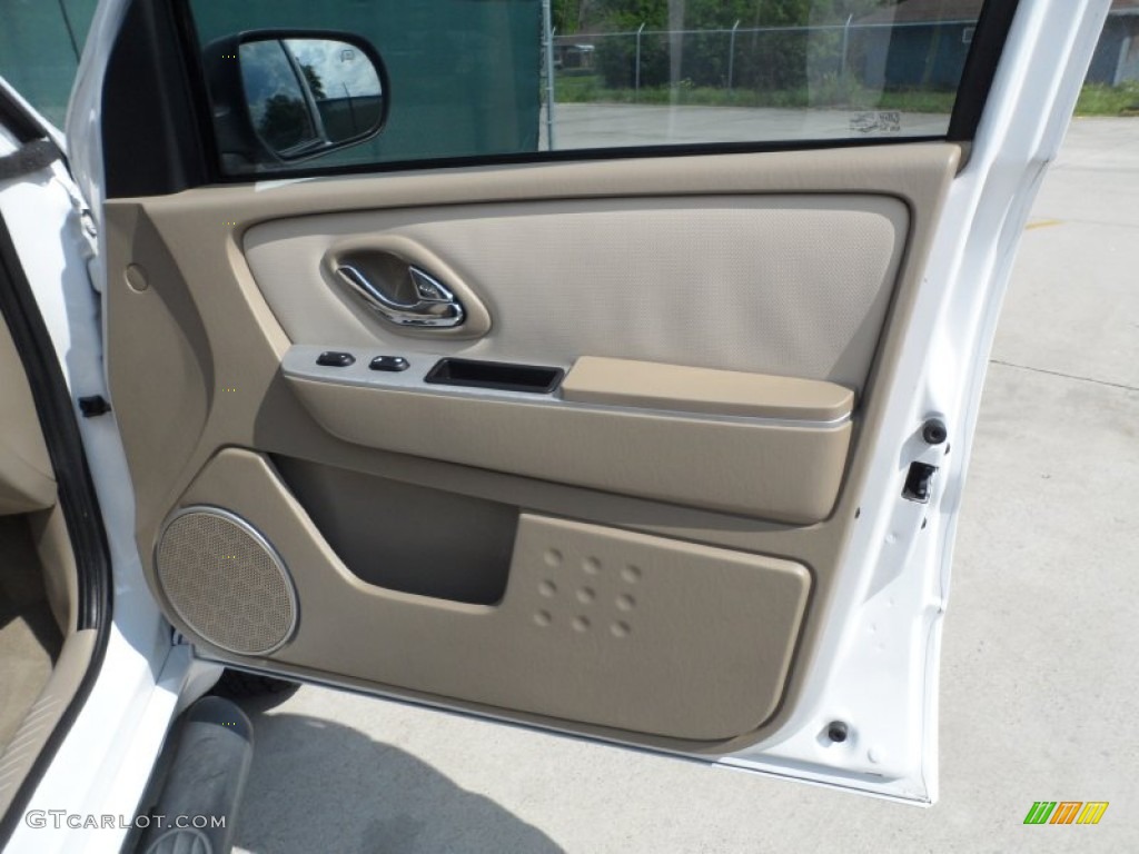 2006 Mercury Mariner Luxury Door Panel Photos