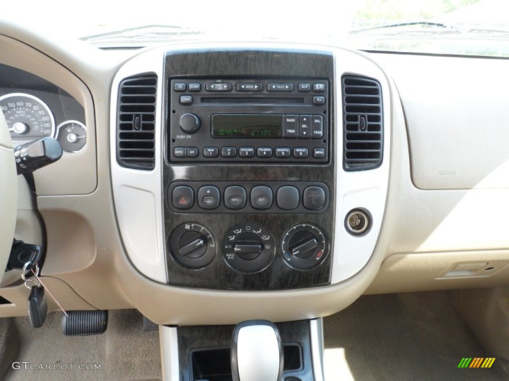 2006 Mercury Mariner Luxury Controls Photo #62960431