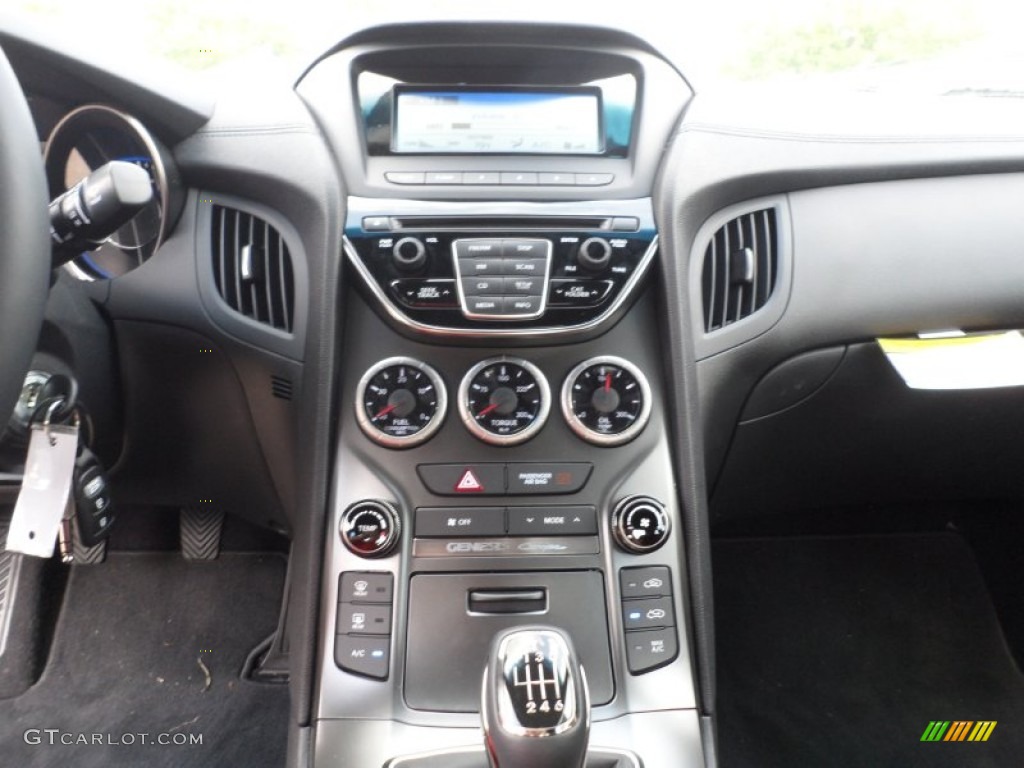 2013 Hyundai Genesis Coupe 3.8 R-Spec Controls Photo #62960635
