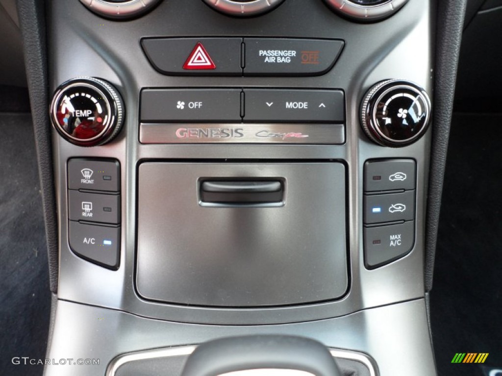 2013 Hyundai Genesis Coupe 3.8 R-Spec Controls Photo #62960659