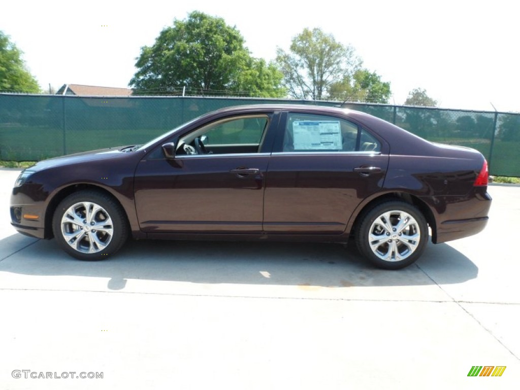 2012 Fusion SE - Bordeaux Reserve Metallic / Camel photo #6