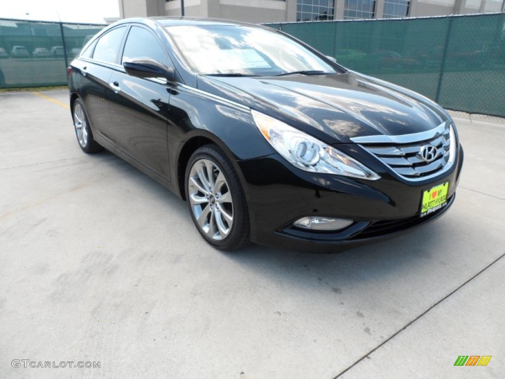 2012 Sonata SE - Midnight Black / Black photo #1