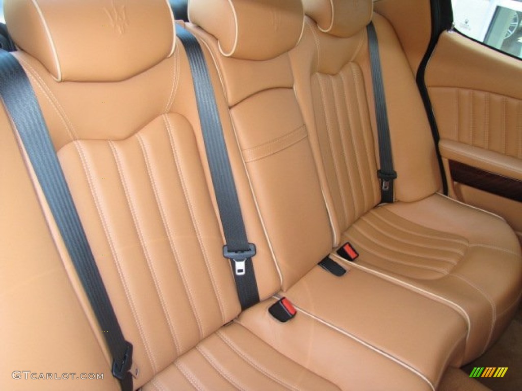 2007 Maserati Quattroporte Standard Quattroporte Model Rear Seat Photo #62963707