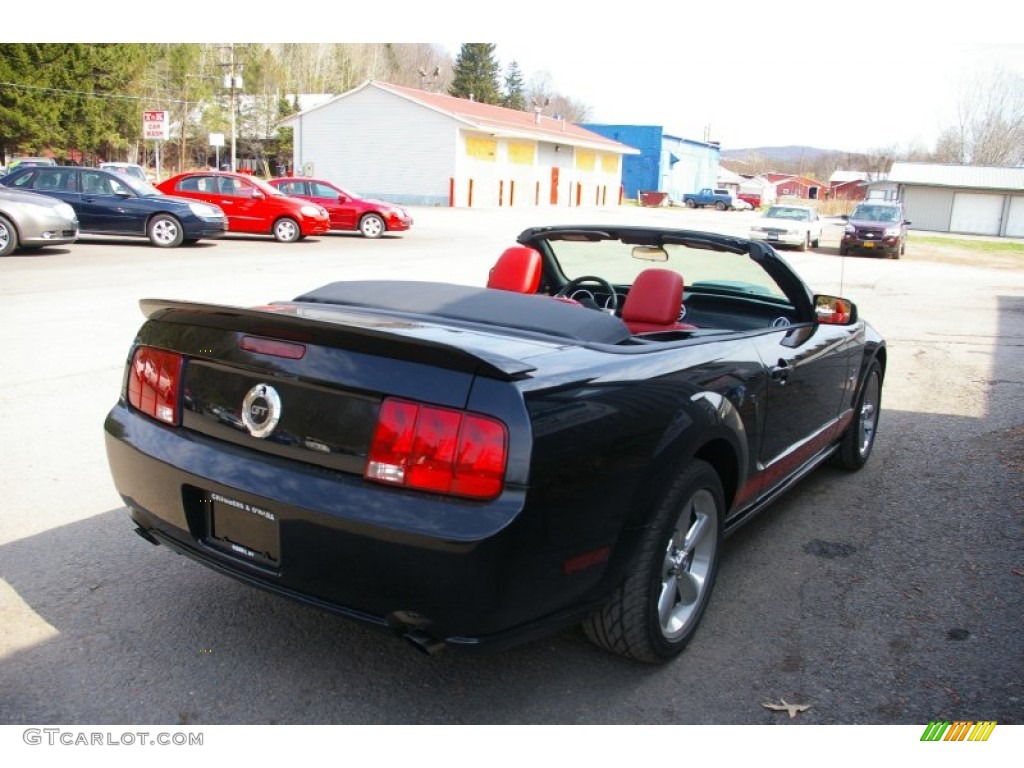 2006 Mustang GT Premium Convertible - Black / Red/Dark Charcoal photo #23