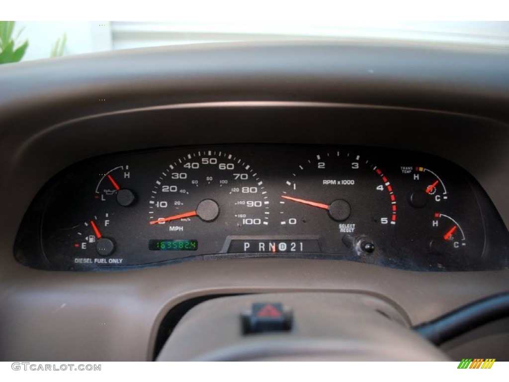 2002 F250 Super Duty Lariat Crew Cab 4x4 - Dark Highland Green Metallic / Medium Parchment photo #65