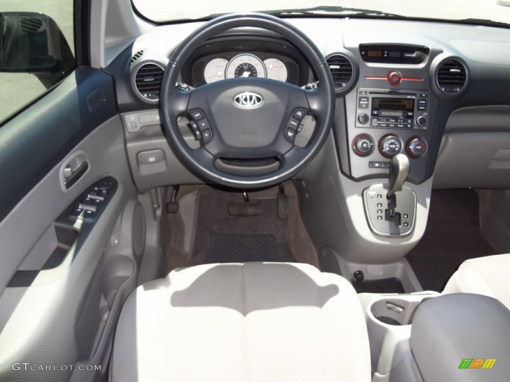 2007 Kia Rondo EX Gray Dashboard Photo #62966415