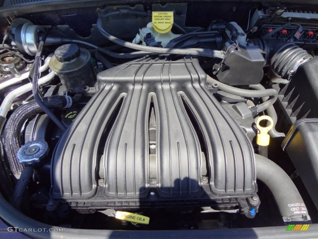 2005 Chrysler PT Cruiser Touring 2.4 Liter DOHC 16 Valve 4 Cylinder Engine Photo #62966813