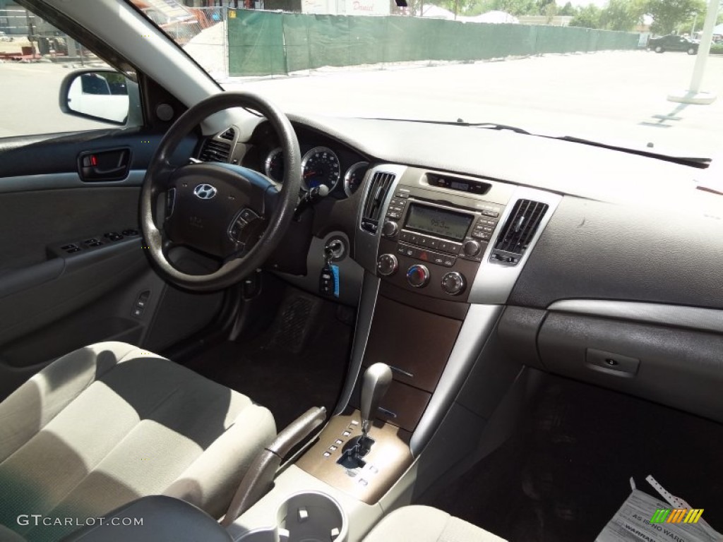 2009 Sonata GLS - Bright Silver / Gray photo #11