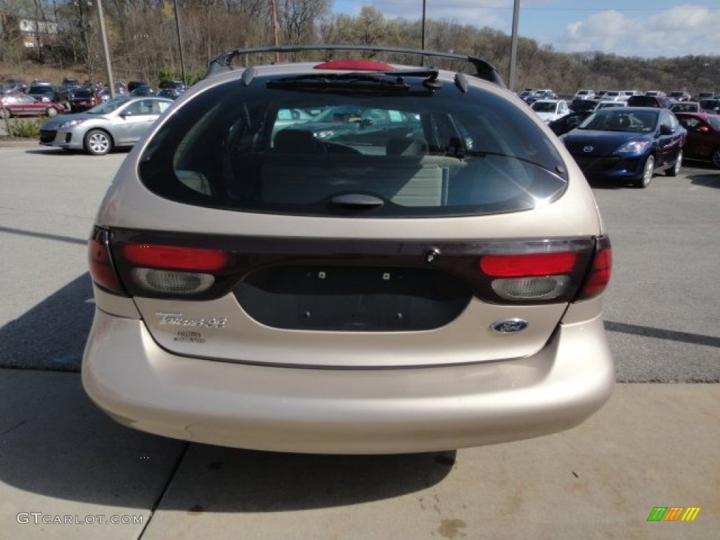 1999 Taurus SE Wagon - Light Prairie Tan Metallic / Medium Prairie Tan photo #4