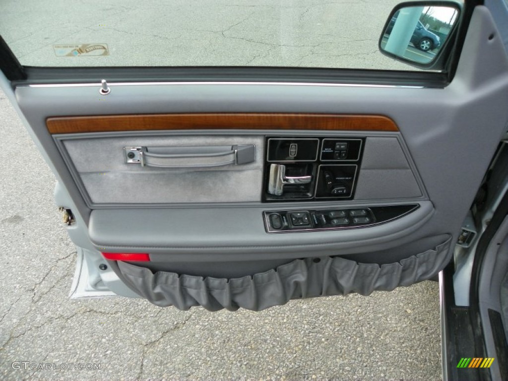 1993 Lincoln Continental Executive Door Panel Photos