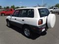 Natural White - RAV4 4WD Photo No. 4