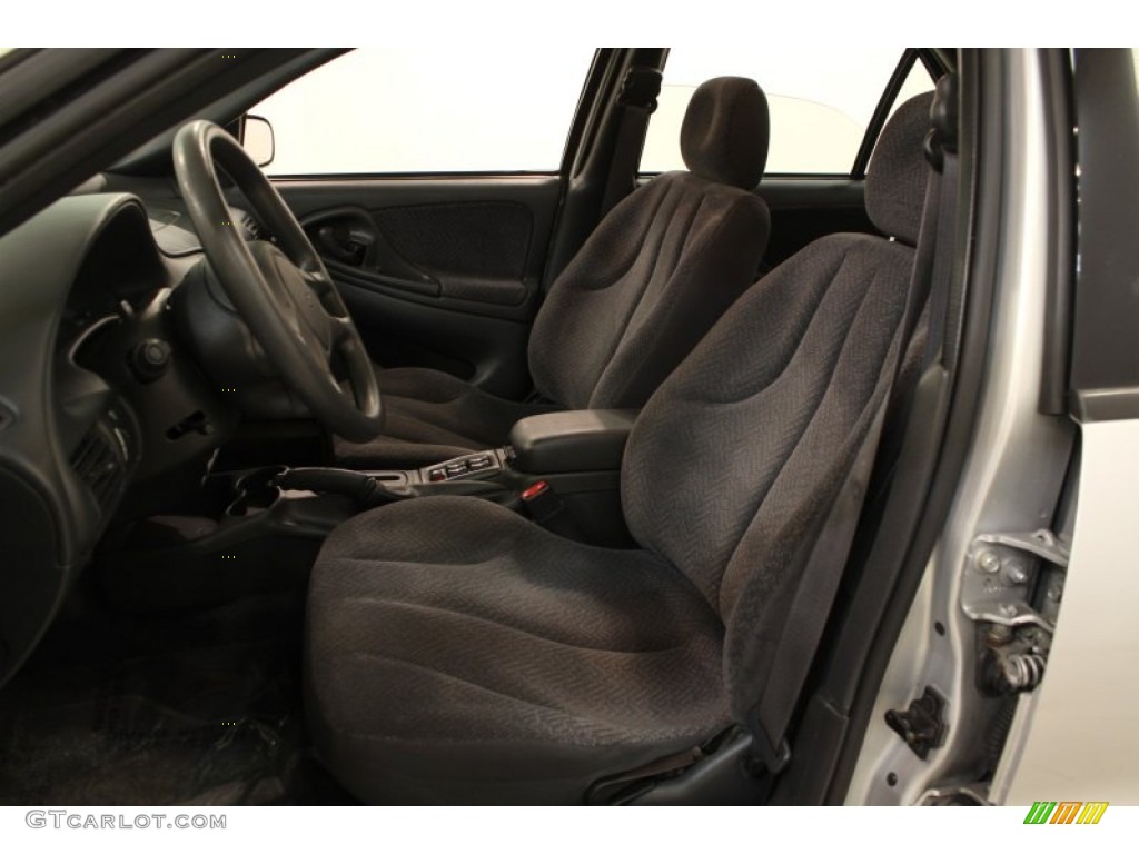 Graphite Gray Interior 2003 Chevrolet Cavalier LS Sedan Photo #62974595