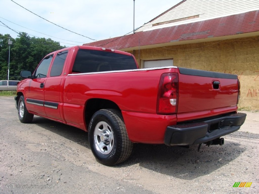 2004 Silverado 1500 LS Extended Cab - Victory Red / Dark Charcoal photo #7