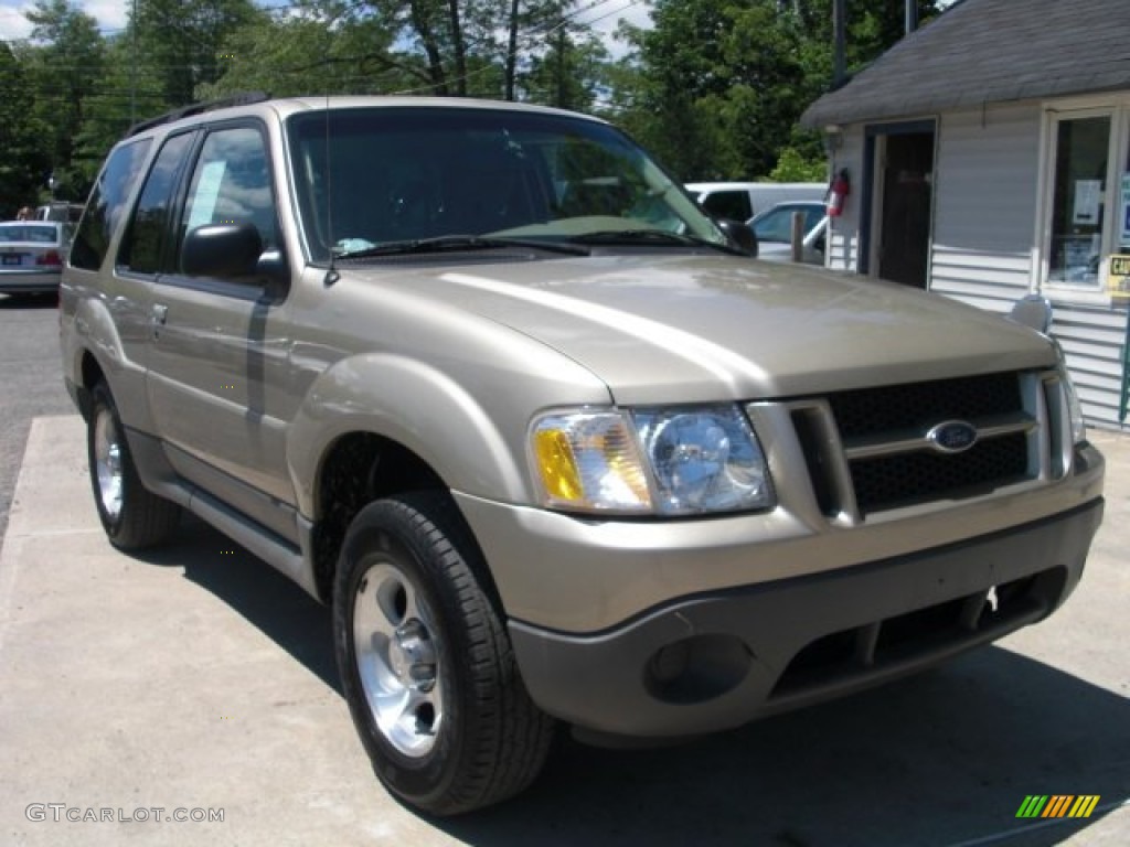 2003 Explorer Sport XLT 4x4 - Harvest Gold Metallic / Medium Parchment Beige photo #2