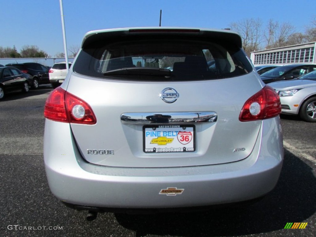 2011 Rogue S AWD - Silver Ice Metallic / Black photo #6