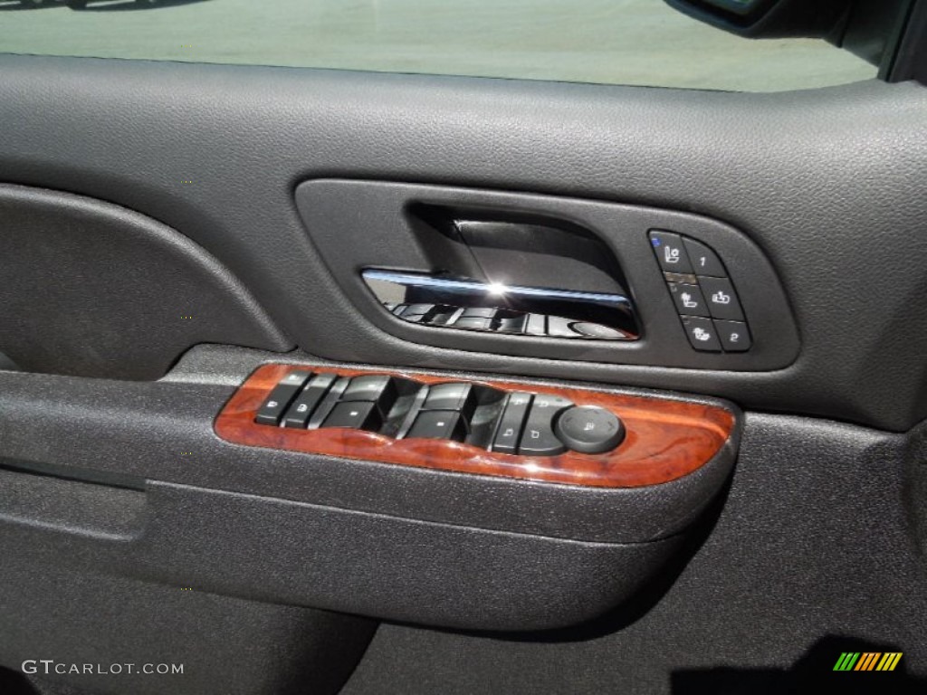 2012 GMC Yukon SLT 4x4 Controls Photo #62978901