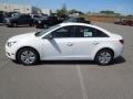 Summit White - Cruze LS Photo No. 4