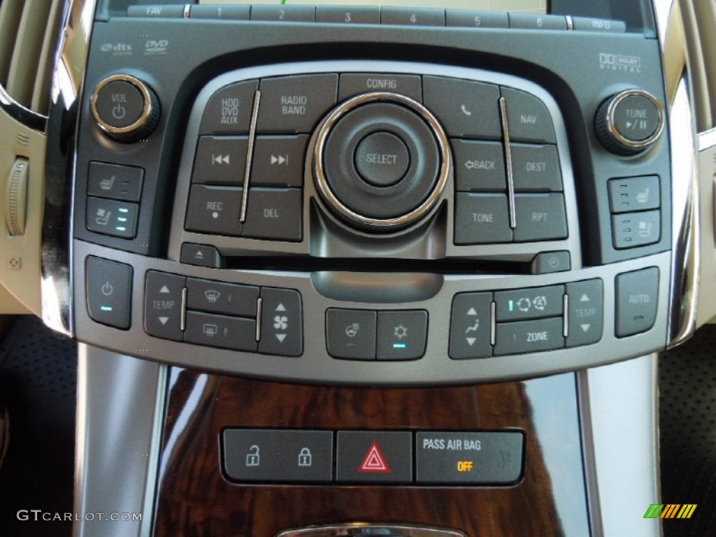 2012 LaCrosse FWD - White Diamond Tricoat / Cashmere photo #16