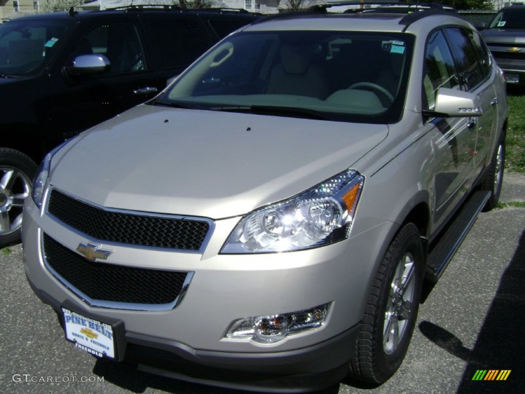 2012 Traverse LT AWD - Gold Mist Metallic / Cashmere/Dark Gray photo #1