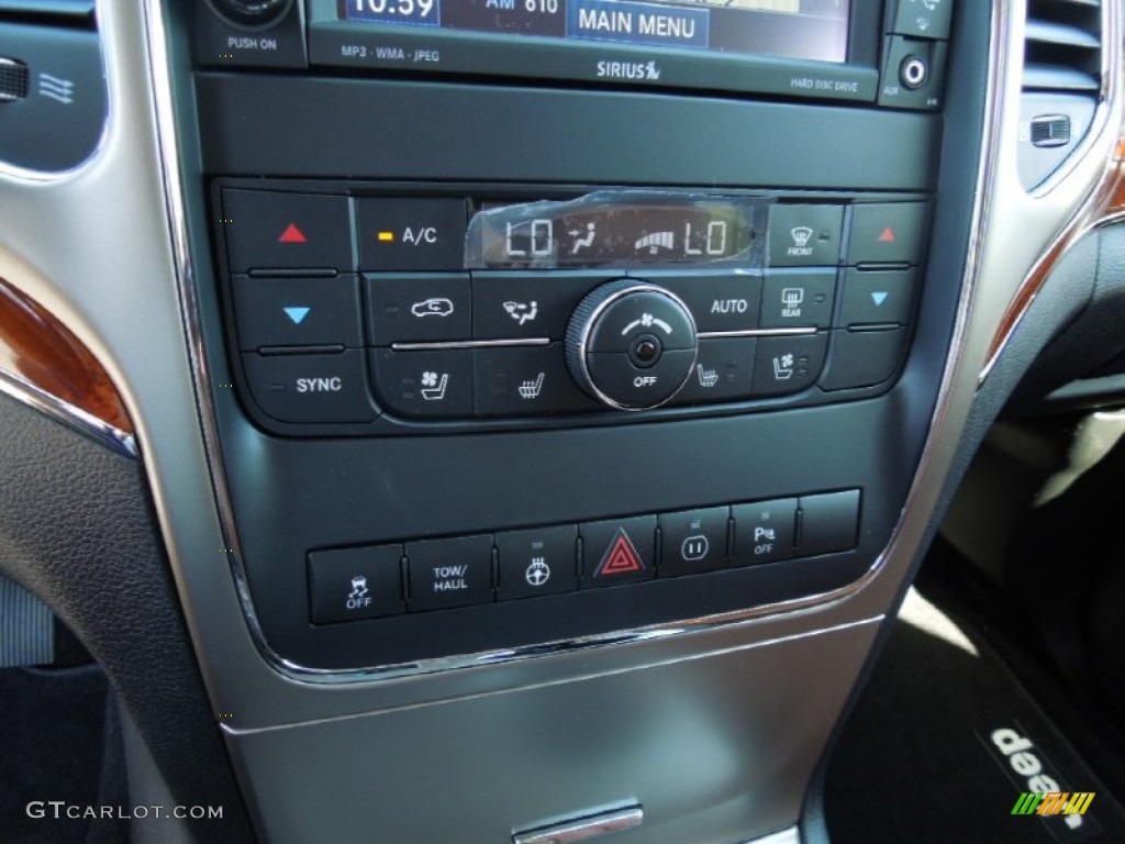 2012 Jeep Grand Cherokee Overland 4x4 Controls Photo #62981279