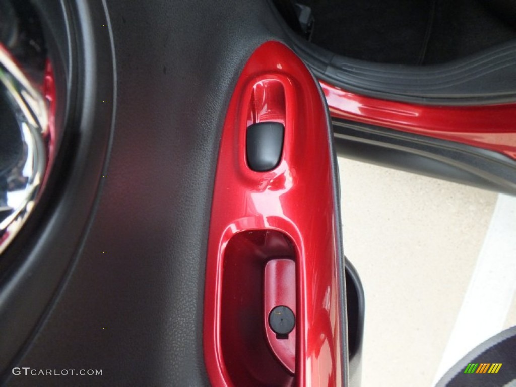 2011 Nissan Juke SL Controls Photo #62981996