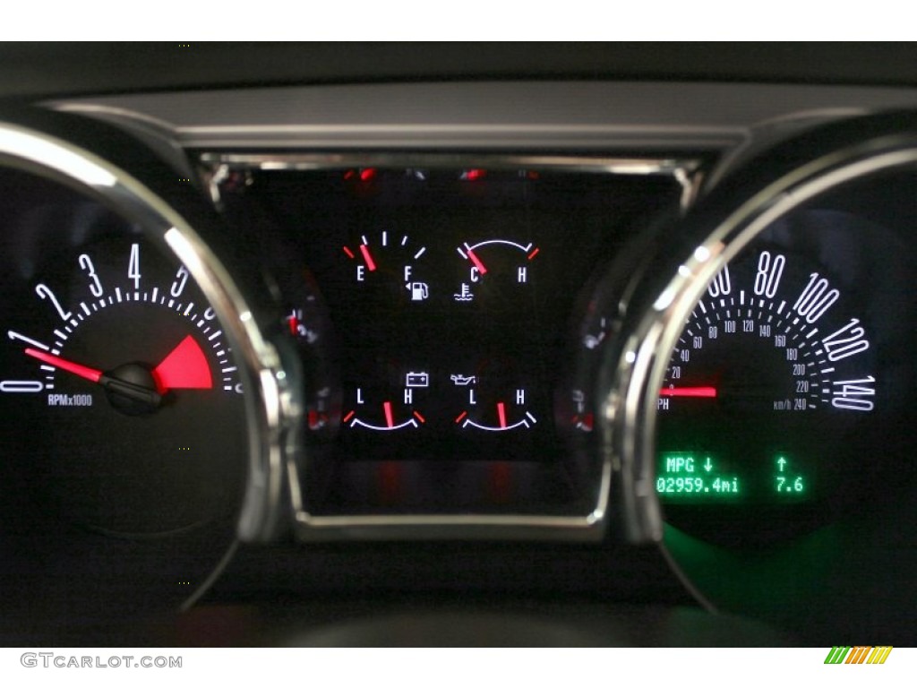 2006 Mustang GT Premium Coupe - Redfire Metallic / Dark Charcoal photo #17