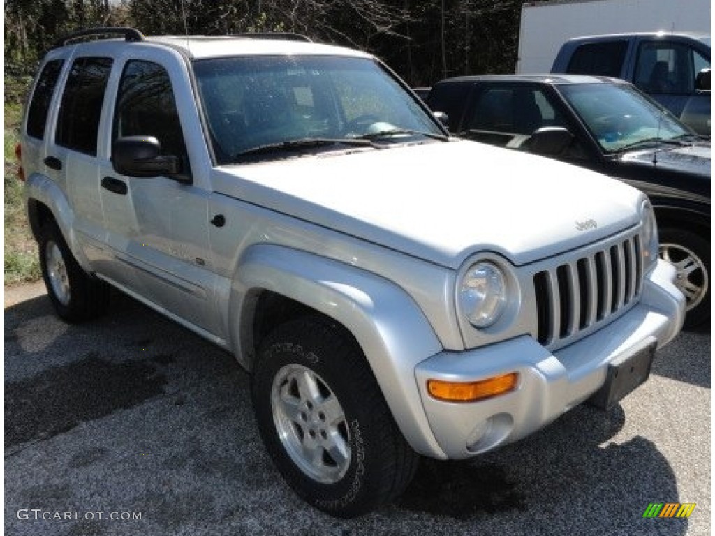 Bright Silver Metallic Jeep Liberty