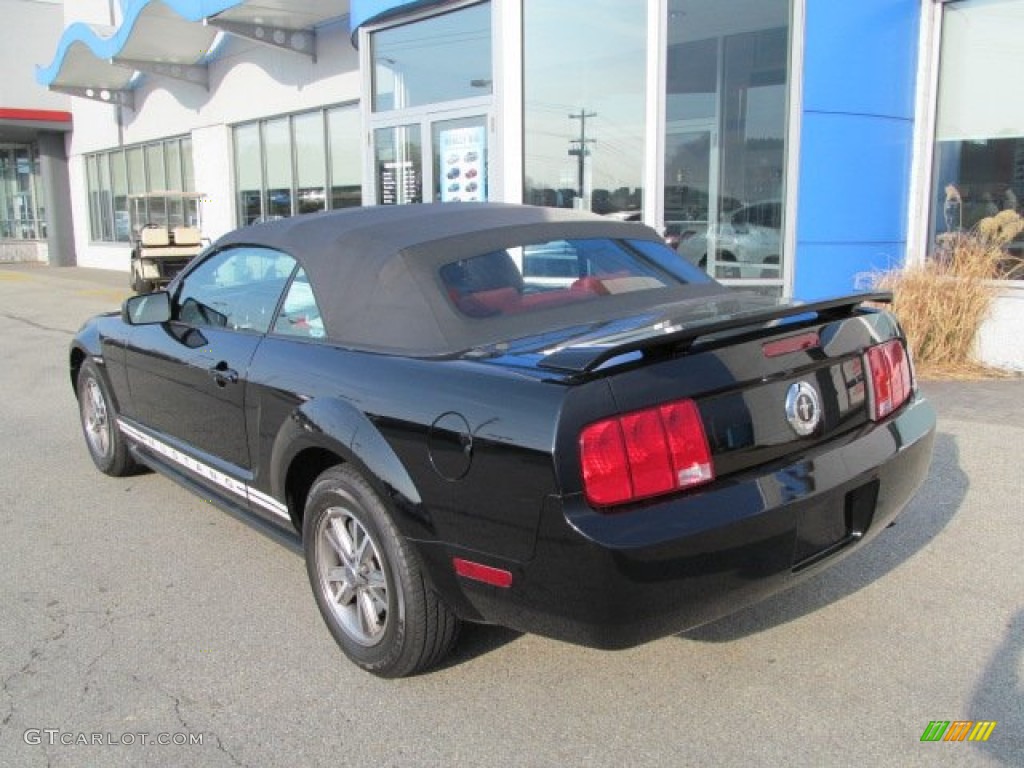 2005 Mustang V6 Premium Convertible - Black / Red Leather photo #7