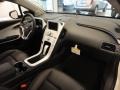 White Diamond Tricoat - Volt Hatchback Photo No. 16