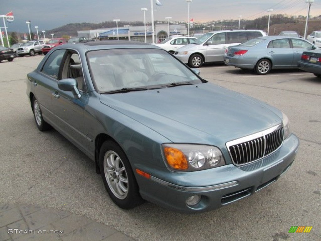 2002 XG350 Sedan - Celadon Green / Beige photo #10