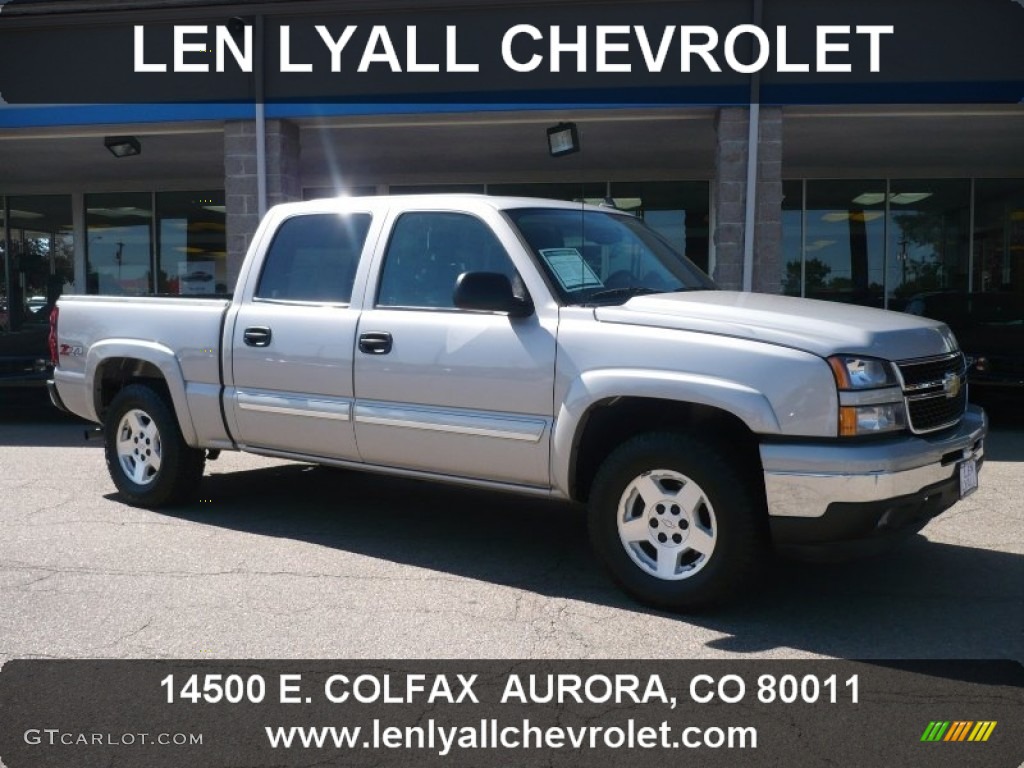 2007 Silverado 1500 Classic LT  Z71 Crew Cab 4x4 - Silver Birch Metallic / Dark Charcoal photo #1