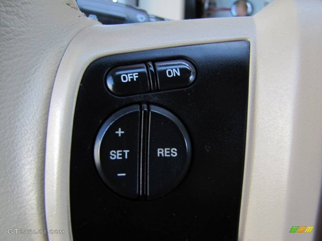 2010 Ford F350 Super Duty Lariat Crew Cab 4x4 Controls Photo #62988898