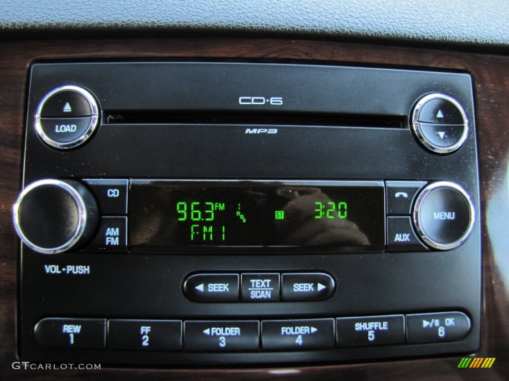 2010 Ford F350 Super Duty Lariat Crew Cab 4x4 Audio System Photo #62988976