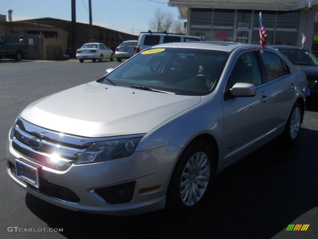 2010 Fusion Hybrid - Brilliant Silver Metallic / Charcoal Black photo #1