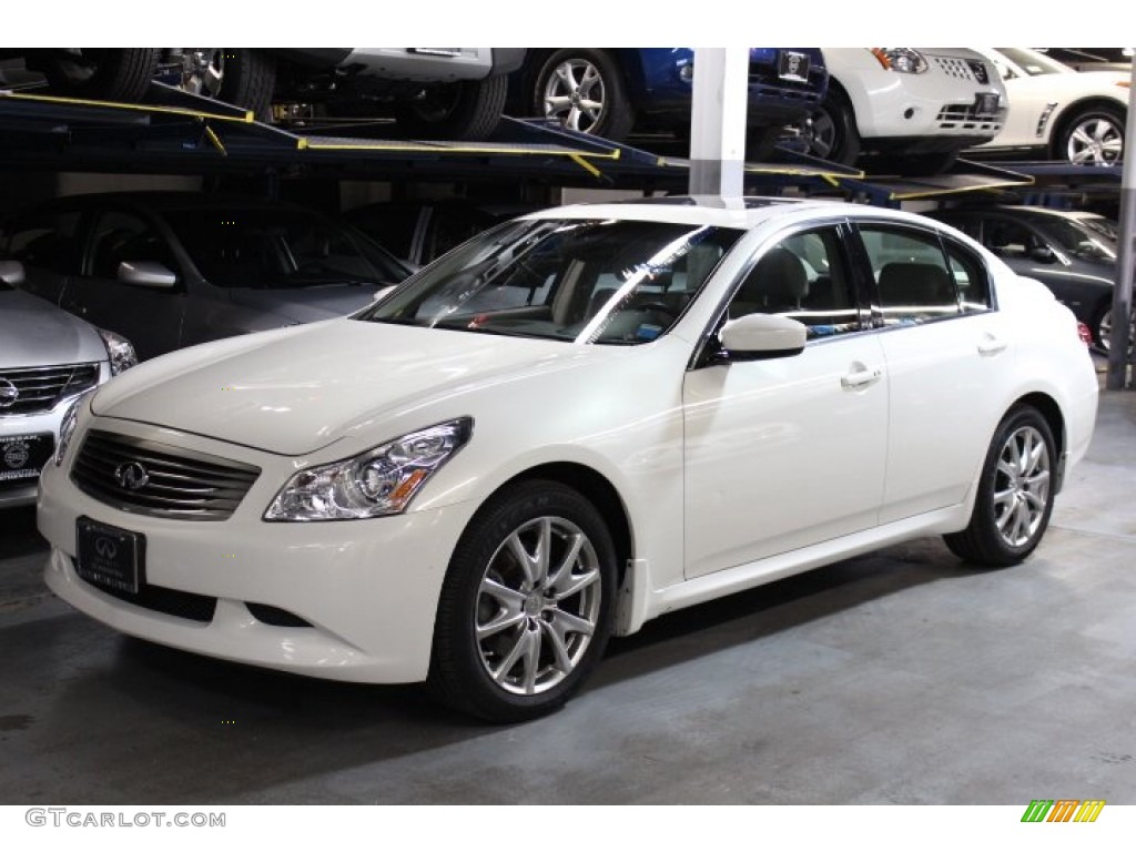 2009 G 37 x S Sedan - Moonlight White / Stone photo #1