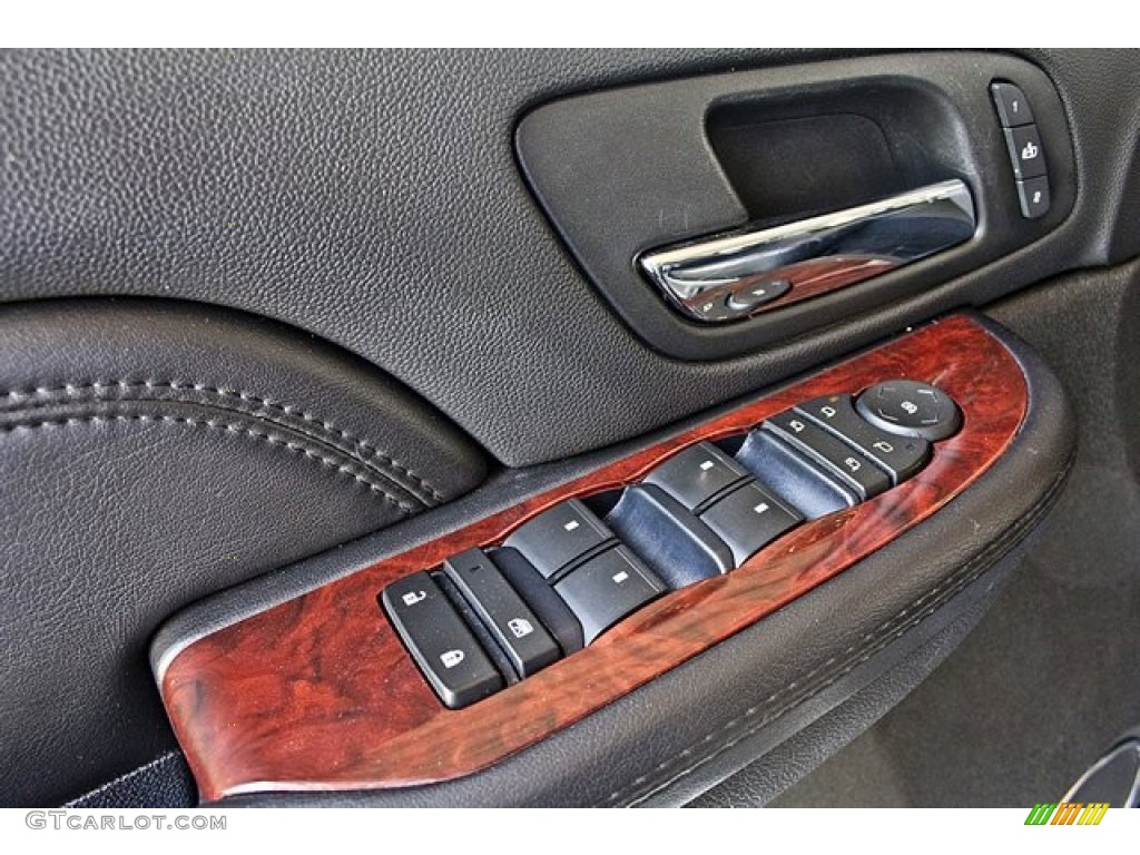 2009 Cadillac Escalade AWD Controls Photo #62993786