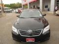 Black - Camry LE Photo No. 2