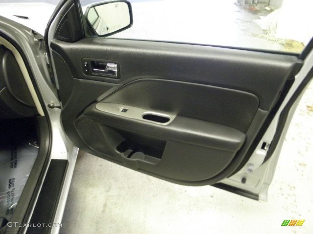 2010 Fusion SEL - Brilliant Silver Metallic / Charcoal Black photo #6