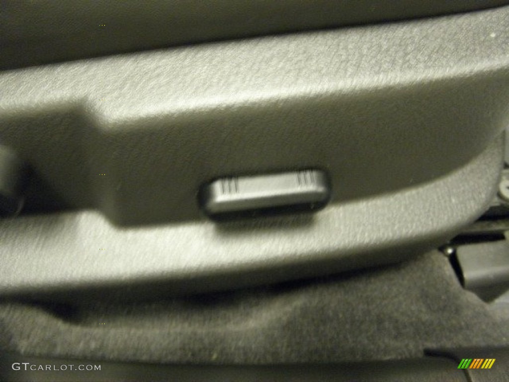 2010 Fusion SEL - Brilliant Silver Metallic / Charcoal Black photo #8