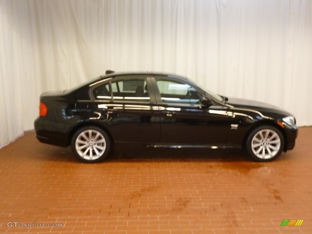 2011 3 Series 328i xDrive Sedan - Jet Black / Black photo #3