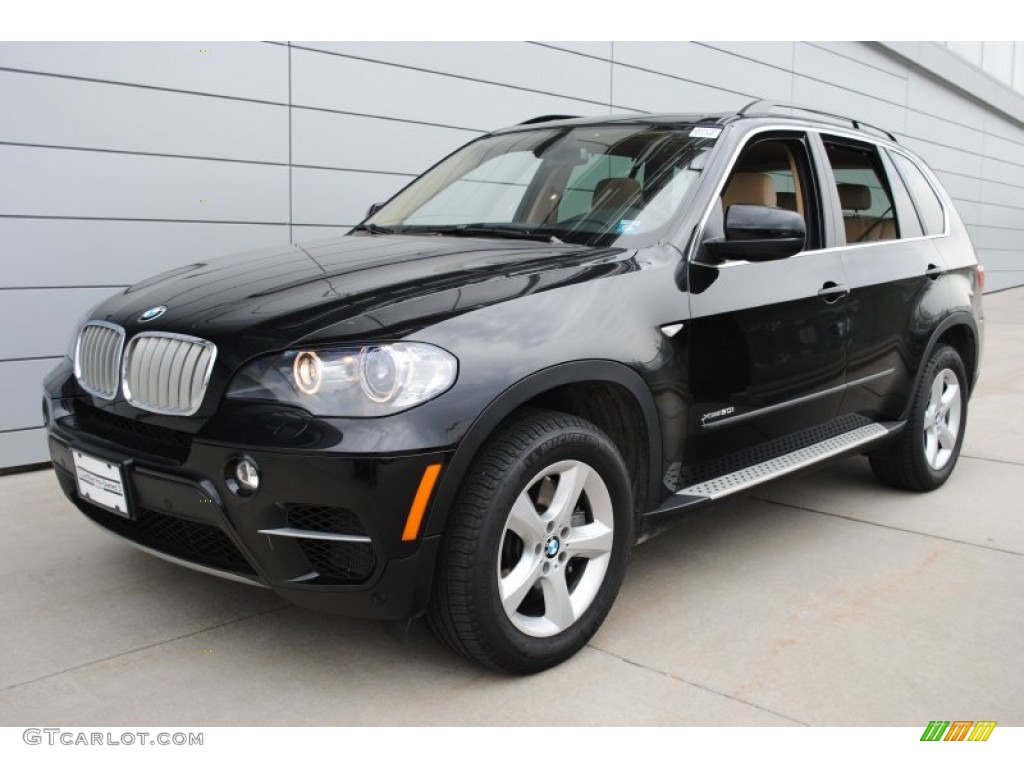 Black Sapphire Metallic BMW X5