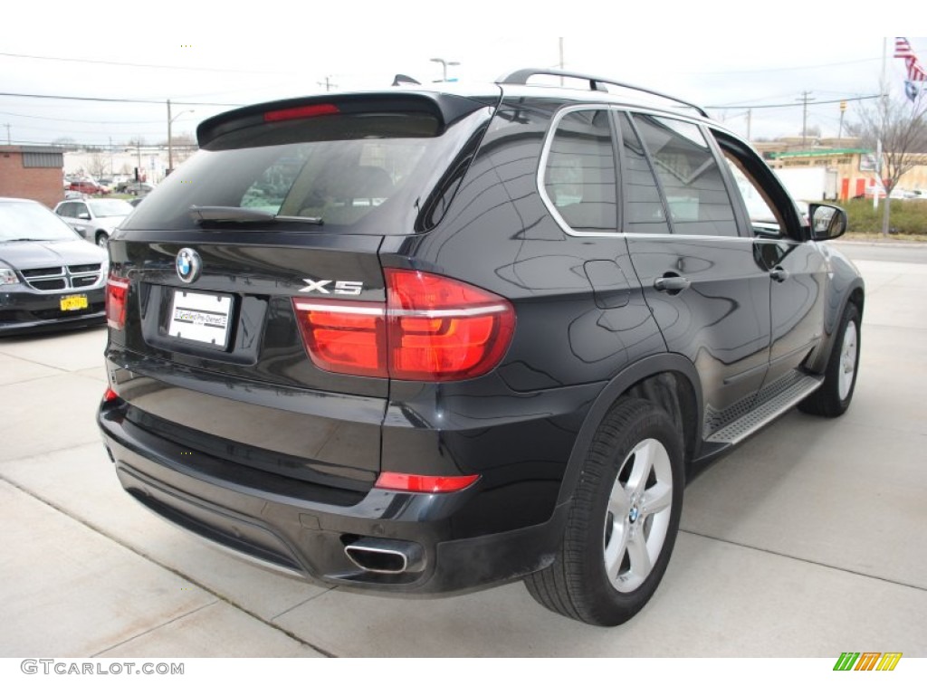 2011 X5 xDrive 50i - Black Sapphire Metallic / Sand Beige photo #6