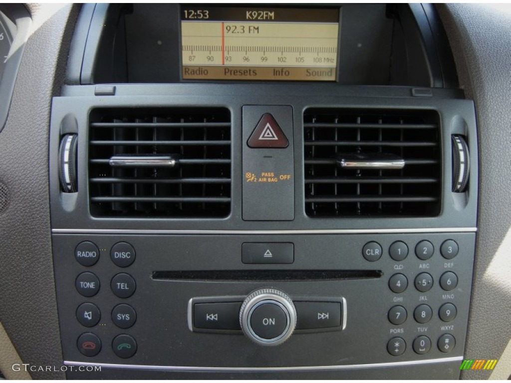 2011 Mercedes-Benz C 300 Sport Controls Photo #63002189