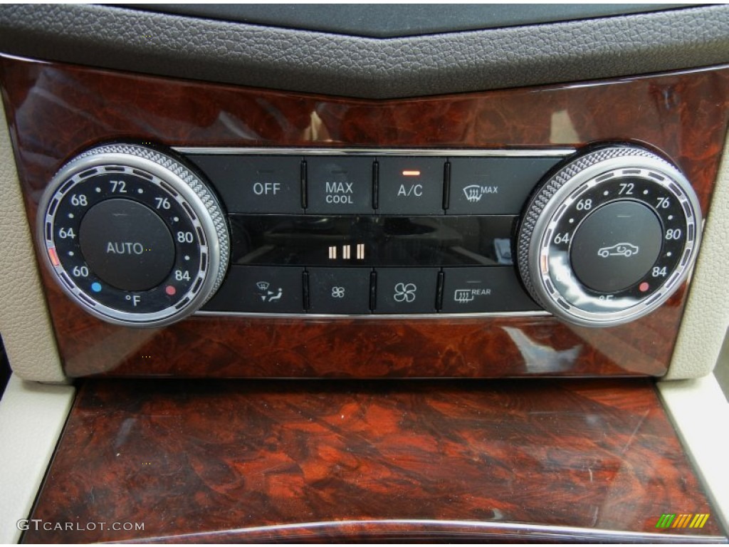 2011 Mercedes-Benz C 300 Sport Controls Photo #63002198