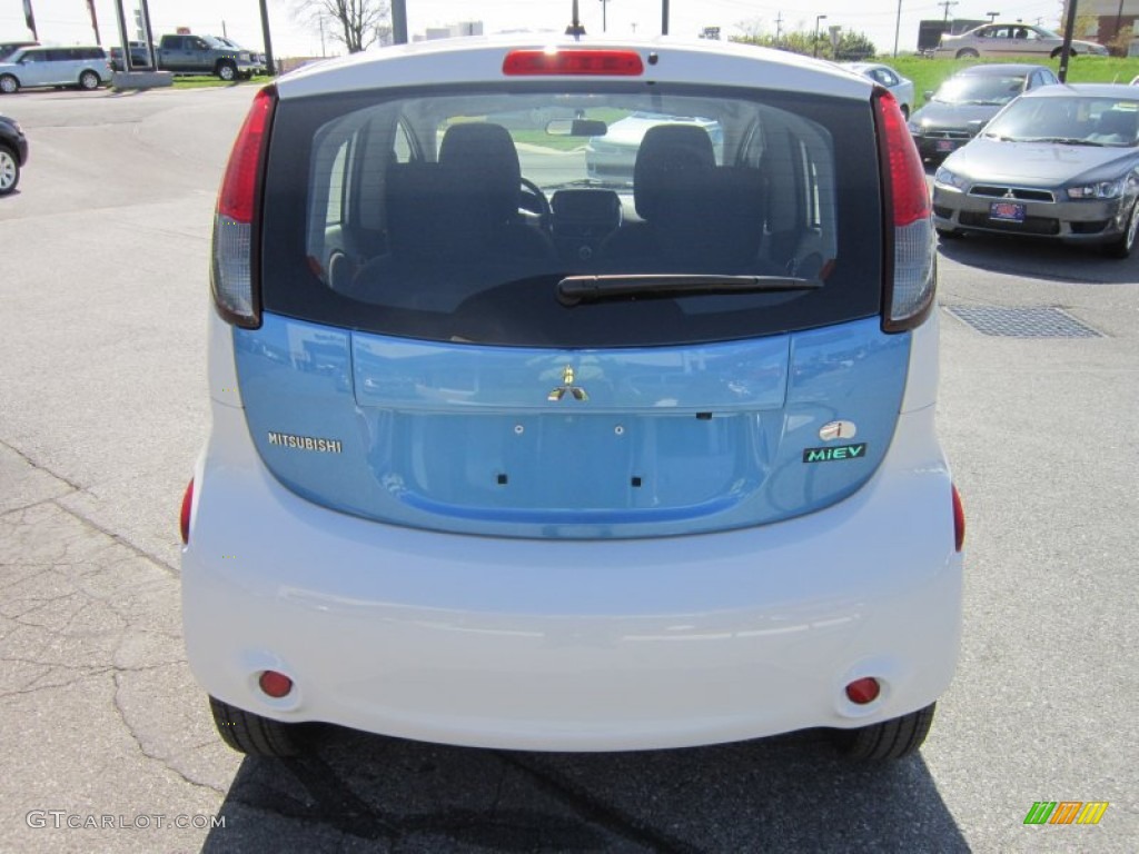 Diamond White Pearl/Ocean Blue 2012 Mitsubishi i-MiEV SE Exterior Photo #63002771