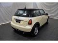 Pepper White - Cooper Hardtop Photo No. 2