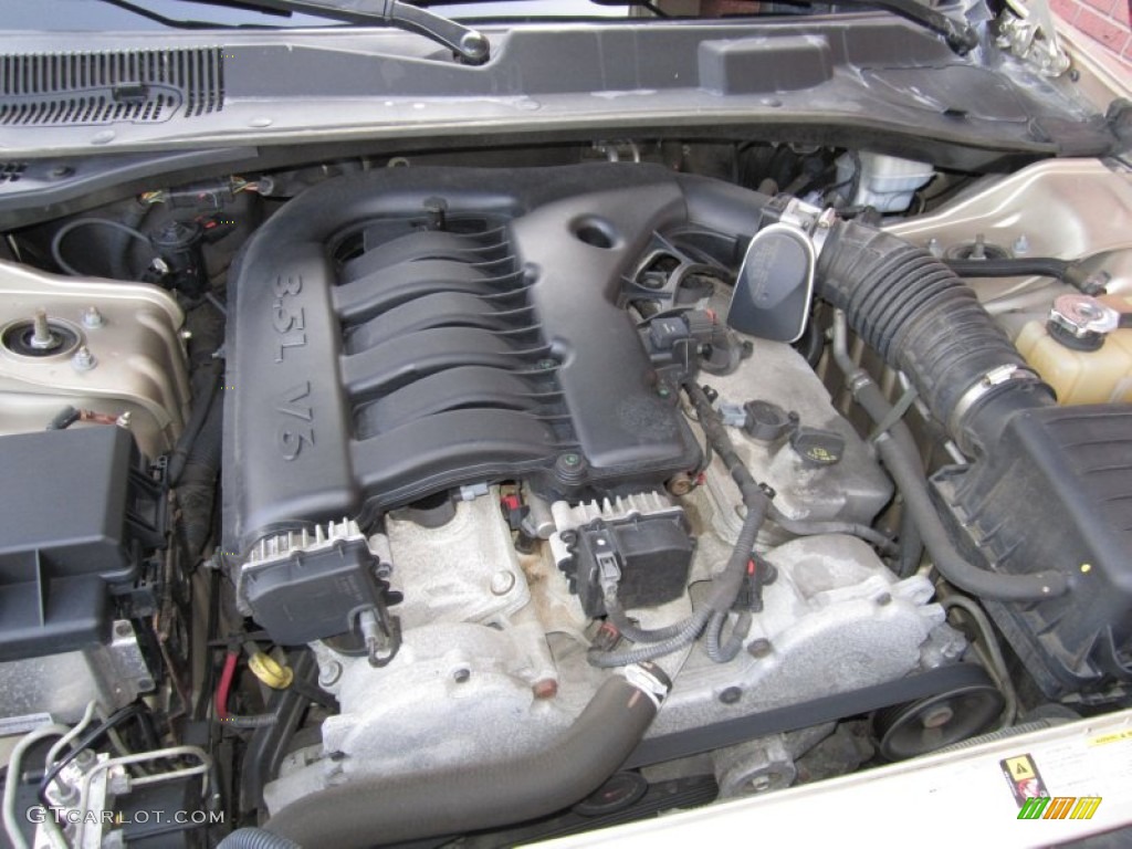 2006 Chrysler 300 Limited 3.5 Liter SOHC 24-Valve VVT V6 Engine Photo #63003353