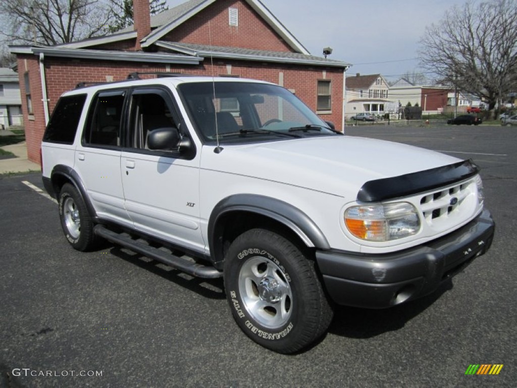 1999 Explorer XLT 4x4 - Oxford White / Medium Graphite Grey photo #10